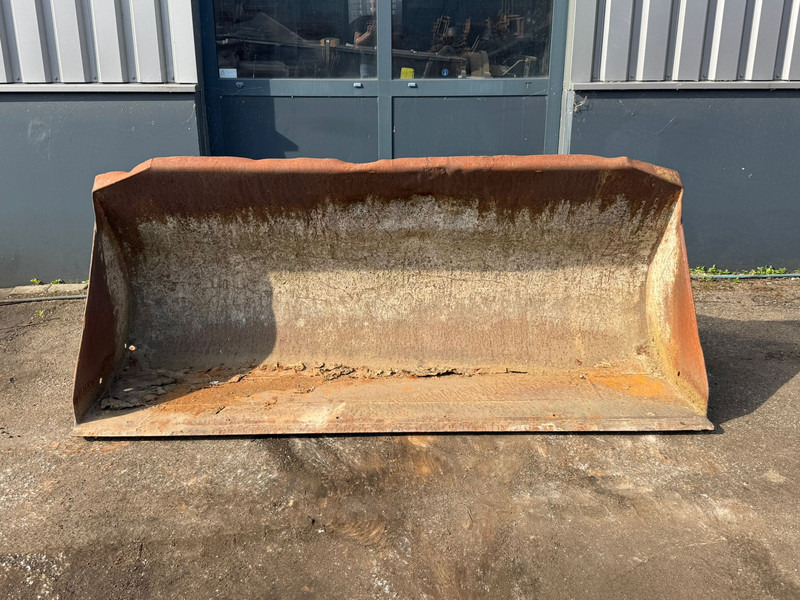 Onbekend WG-2400 - Bucket: picture 2 Onbekend WG-2400 - Bucket: picture 2