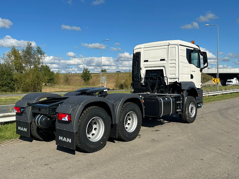 New Tractor unit MAN TGS 33.400 BB SA 6x4 Manual: picture 8