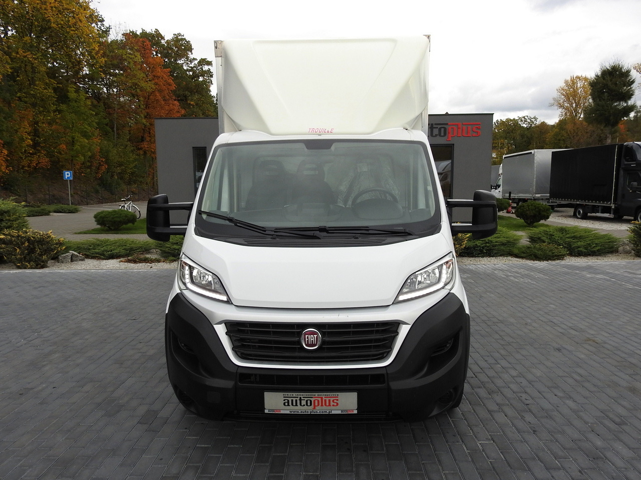 FIAT DUCATO BOX LIFT 8 PALLETS CRUISE CONTROL NAVIGATION AIR CONDITIONING LED LIGHTS 130HP - Box van: picture 5 FIAT DUCATO BOX LIFT 8 PALLETS CRUISE CONTROL NAVIGATION AIR CONDITIONING LED LIGHTS 130HP - Box van: picture 5
