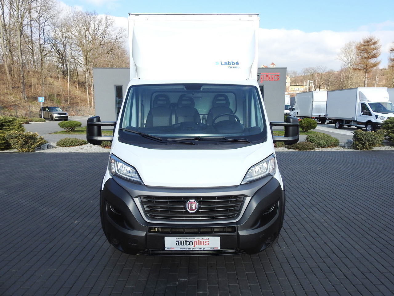 FIAT DUCATO BOX LIFT 8 PALLETS CRUISE CONTROL NAVIGATION LED LIGHTS AIR CONDITIONING 130HP - Box van: picture 5 FIAT DUCATO BOX LIFT 8 PALLETS CRUISE CONTROL NAVIGATION LED LIGHTS AIR CONDITIONING 130HP - Box van: picture 5