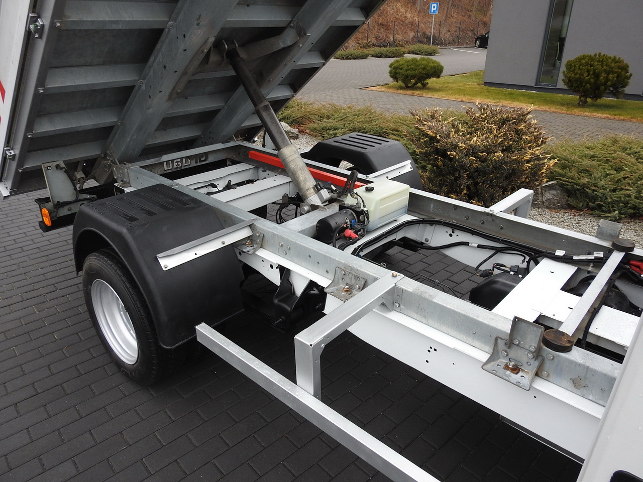 Tipper van FORD TRANSIT TIPPER CRUISE CONTROL AIR CONDITIONING TWIN WHEELS 170HP: picture 20 Tipper van FORD TRANSIT TIPPER CRUISE CONTROL AIR CONDITIONING TWIN WHEELS 170HP: picture 20