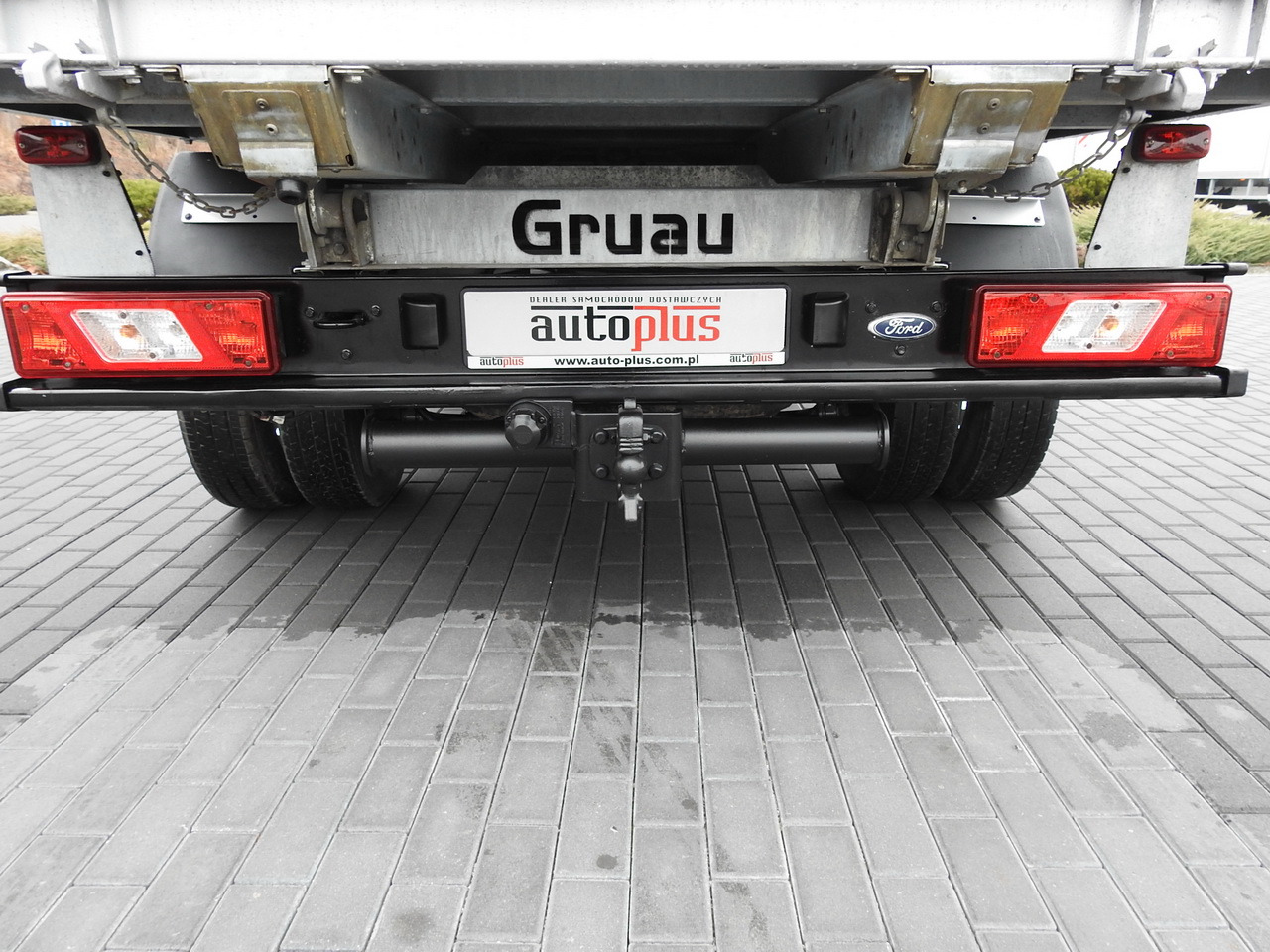 Tipper van FORD TRANSIT TIPPER CRUISE CONTROL AIR CONDITIONING TWIN WHEELS 170HP: picture 17 Tipper van FORD TRANSIT TIPPER CRUISE CONTROL AIR CONDITIONING TWIN WHEELS 170HP: picture 17