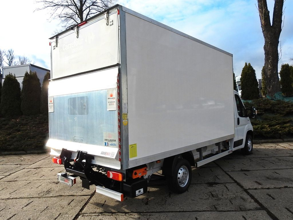 Fiat DUCATO KOFFER AUFZUG 8 PALETTEN TEMPOMAT A/C - Box van: picture 3 Fiat DUCATO KOFFER AUFZUG 8 PALETTEN TEMPOMAT A/C - Box van: picture 3