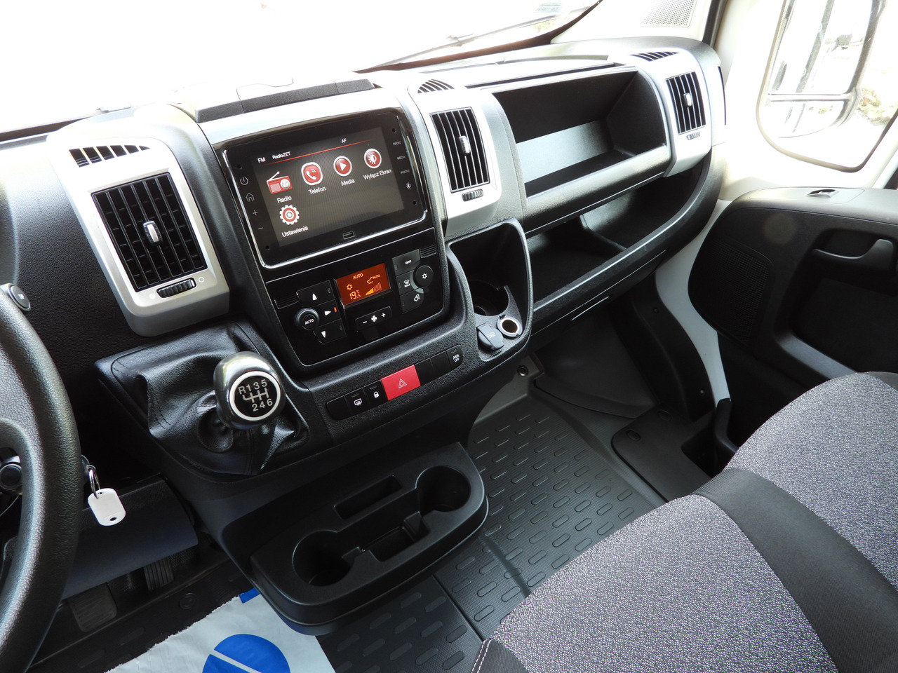 Curtain side van Fiat DUCATO PRITSCHE PLANE 10 PALETTEN WEBASTO A/C Fiat DUCATO PRITSCHE PLANE 10 PALETTEN WEBASTO A/C: picture 37