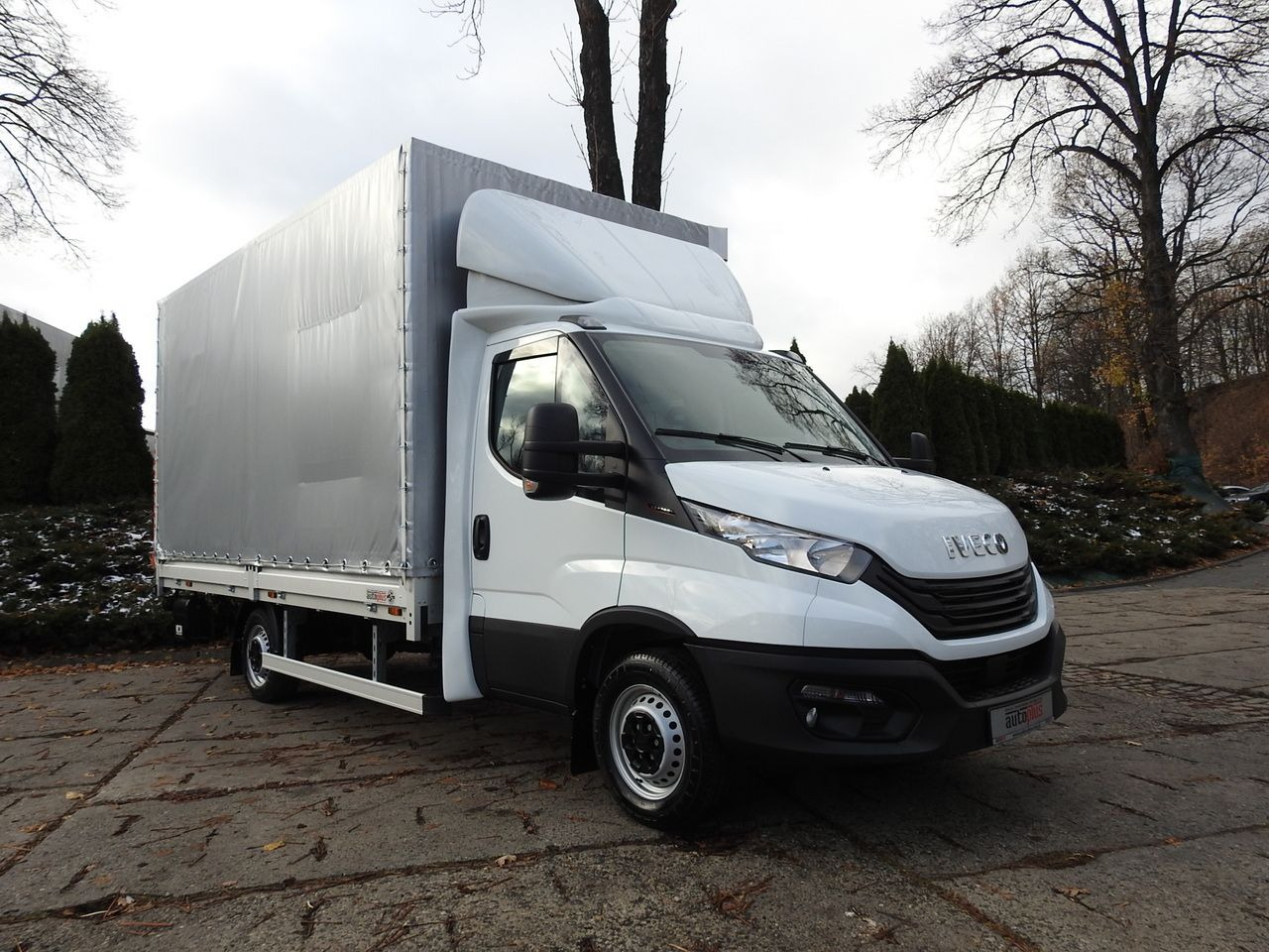 New Curtain side van IVECO DAILY 35S16 NEW TARPAULIN LIFT 8 PALLETS CRUISE CONTROL AIR CONDITIONING  160HP: picture 27