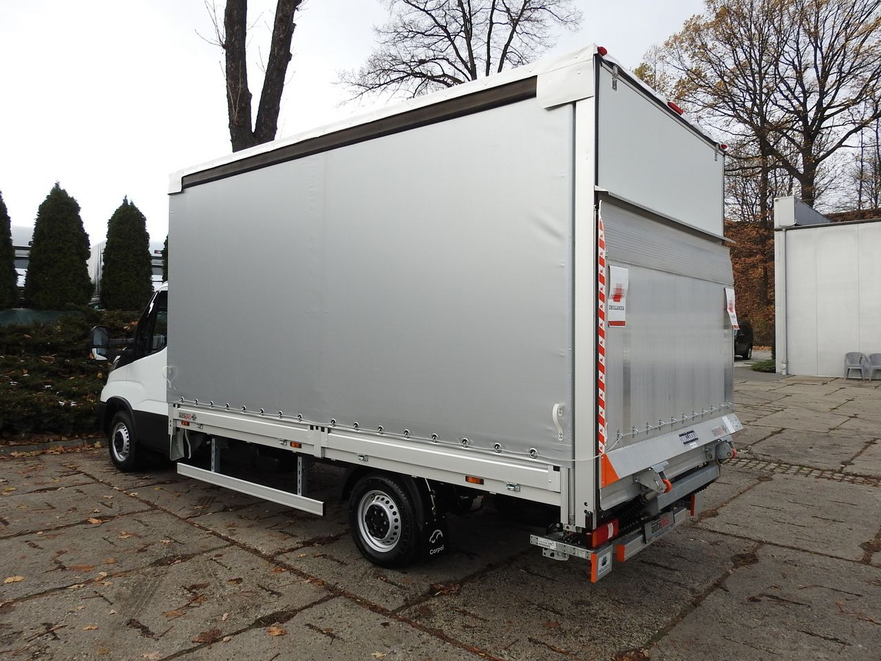 New Curtain side van IVECO DAILY 35S16 NEW TARPAULIN LIFT 8 PALLETS CRUISE CONTROL AIR CONDITIONING  160HP: picture 10