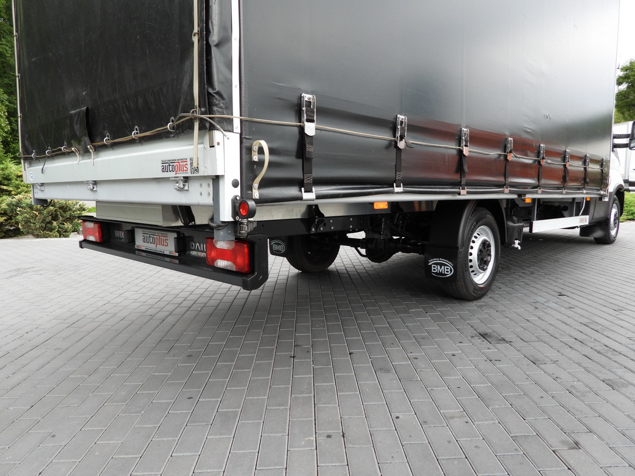 Curtain side van IVECO DAILY 35S18 TARPAULIN 10 PALLETS WEBASTO CRUISE CONTROL NAVIGATION LED LIGHTS AIR CONDITIONING  180HP: picture 29