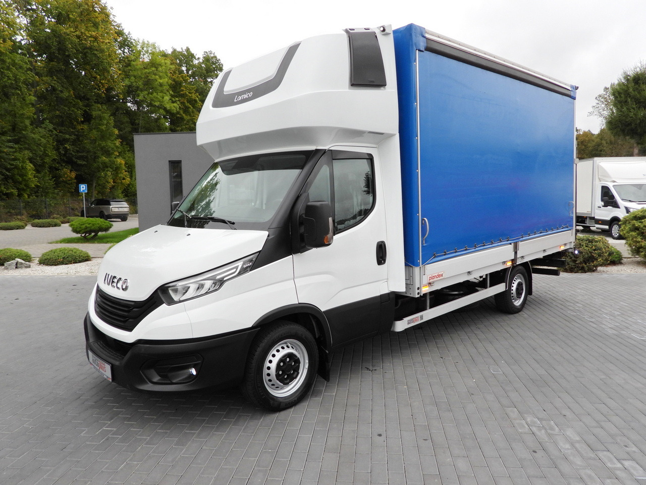 Curtain side van IVECO DAILY 35S18 TARPAULIN LIFT 8 PALLETS WEBASTO CRUISE CONTROL LED LIGHTS AIR CONDITIONING  180HP: picture 19