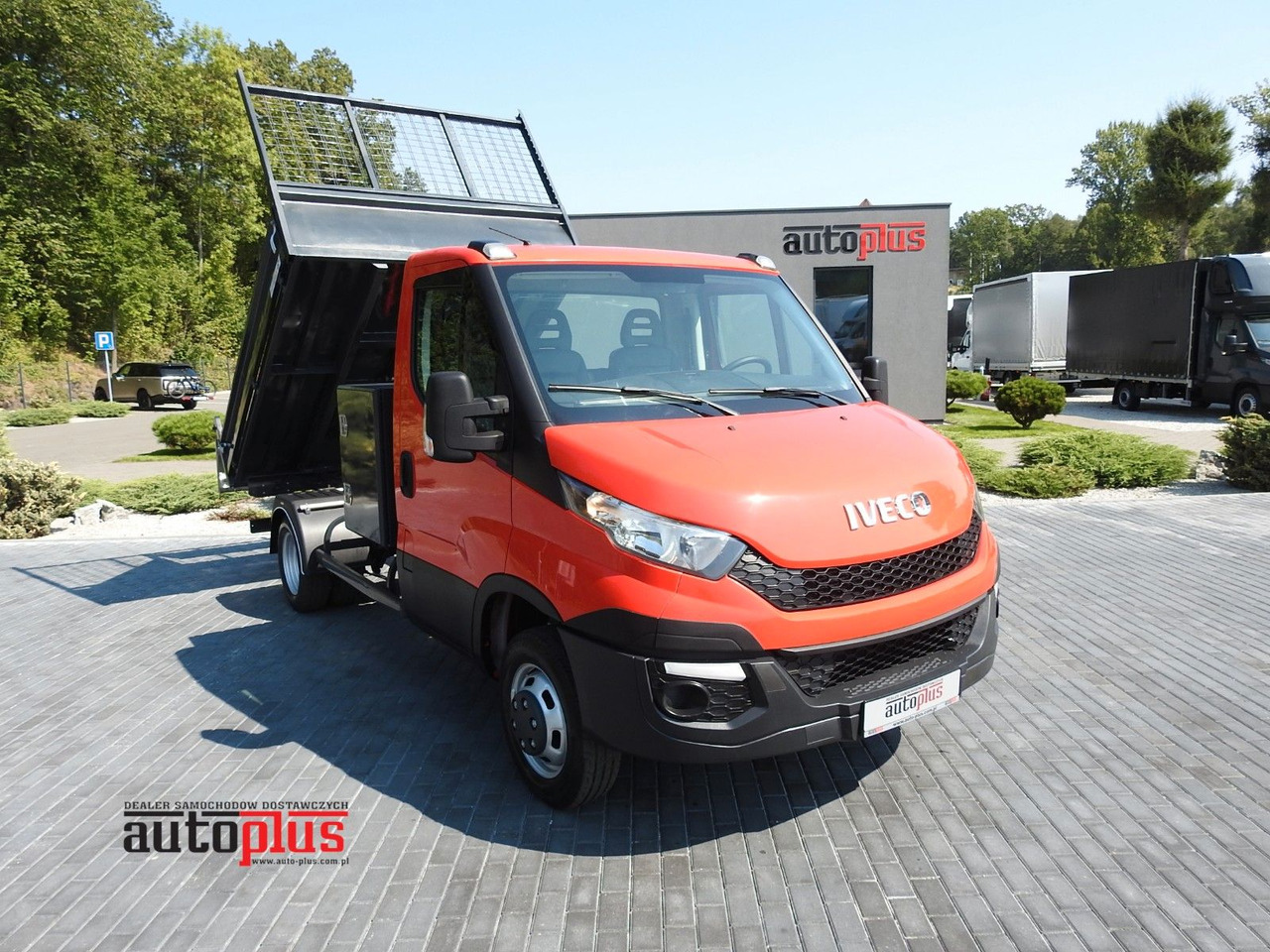 Iveco DAILY 35C13 KIPPER TEMPOMAT A/C ZWILLINGSRÄDER - Tipper van: picture 1 Iveco DAILY 35C13 KIPPER TEMPOMAT A/C ZWILLINGSRÄDER - Tipper van: picture 1