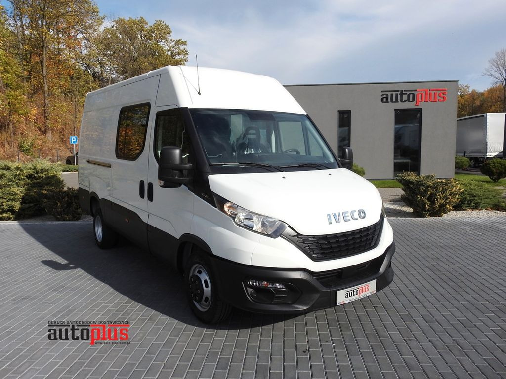 Iveco DAILY 35C14 KASTENWAGEN DOPPELKABINE 7 SITZE - Panel van, Combi van: picture 1 Iveco DAILY 35C14 KASTENWAGEN DOPPELKABINE 7 SITZE - Panel van, Combi van: picture 1