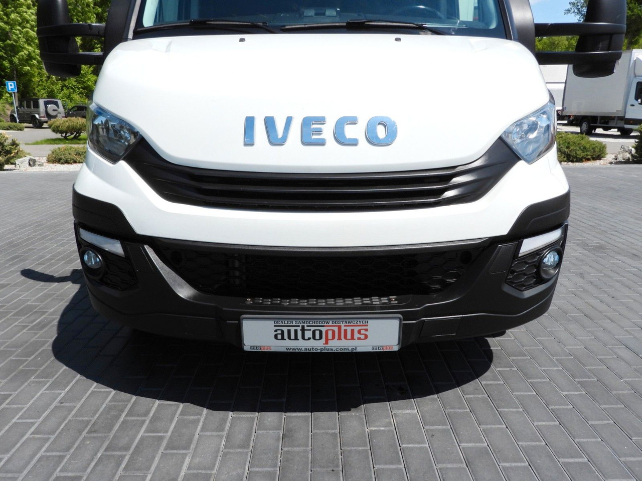 New Curtain side van, Combi van Iveco DAILY  35S18 PRITSCHE PLANE 10 PALETTEN WEBASTO: picture 14