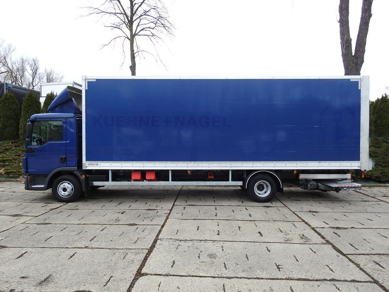 MAN TGL 12.220 BOX LIFT 18 PALLETS CRUISE CONTROLAIR CONDITIONING PNEUMATICS AUTOMATIC TWIN WHEELS  220HP on lease MAN TGL 12.220 BOX LIFT 18 PALLETS CRUISE CONTROLAIR CONDITIONING PNEUMATICS AUTOMATIC TWIN WHEELS  220HP: picture 8