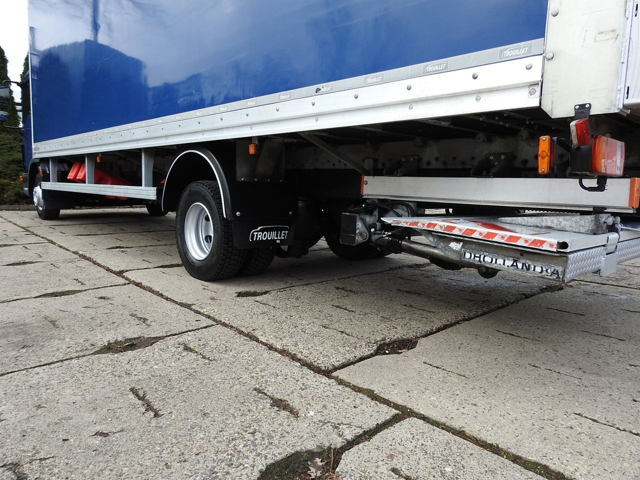 MAN TGL 12.220 BOX LIFT 18 PALLETS CRUISE CONTROLAIR CONDITIONING PNEUMATICS AUTOMATIC TWIN WHEELS  220HP on lease MAN TGL 12.220 BOX LIFT 18 PALLETS CRUISE CONTROLAIR CONDITIONING PNEUMATICS AUTOMATIC TWIN WHEELS  220HP: picture 17
