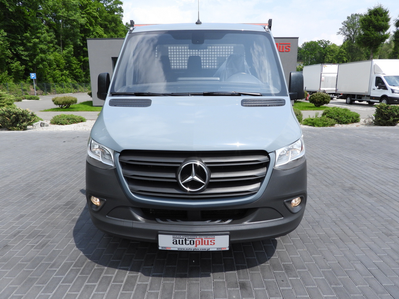 MERCEDES SPRINTER 315 STAKE BODY 8 PALLETS CRUISE CONTROL AIR CONDITIONING 150HP - Flatbed van: picture 5 MERCEDES SPRINTER 315 STAKE BODY 8 PALLETS CRUISE CONTROL AIR CONDITIONING 150HP - Flatbed van: picture 5