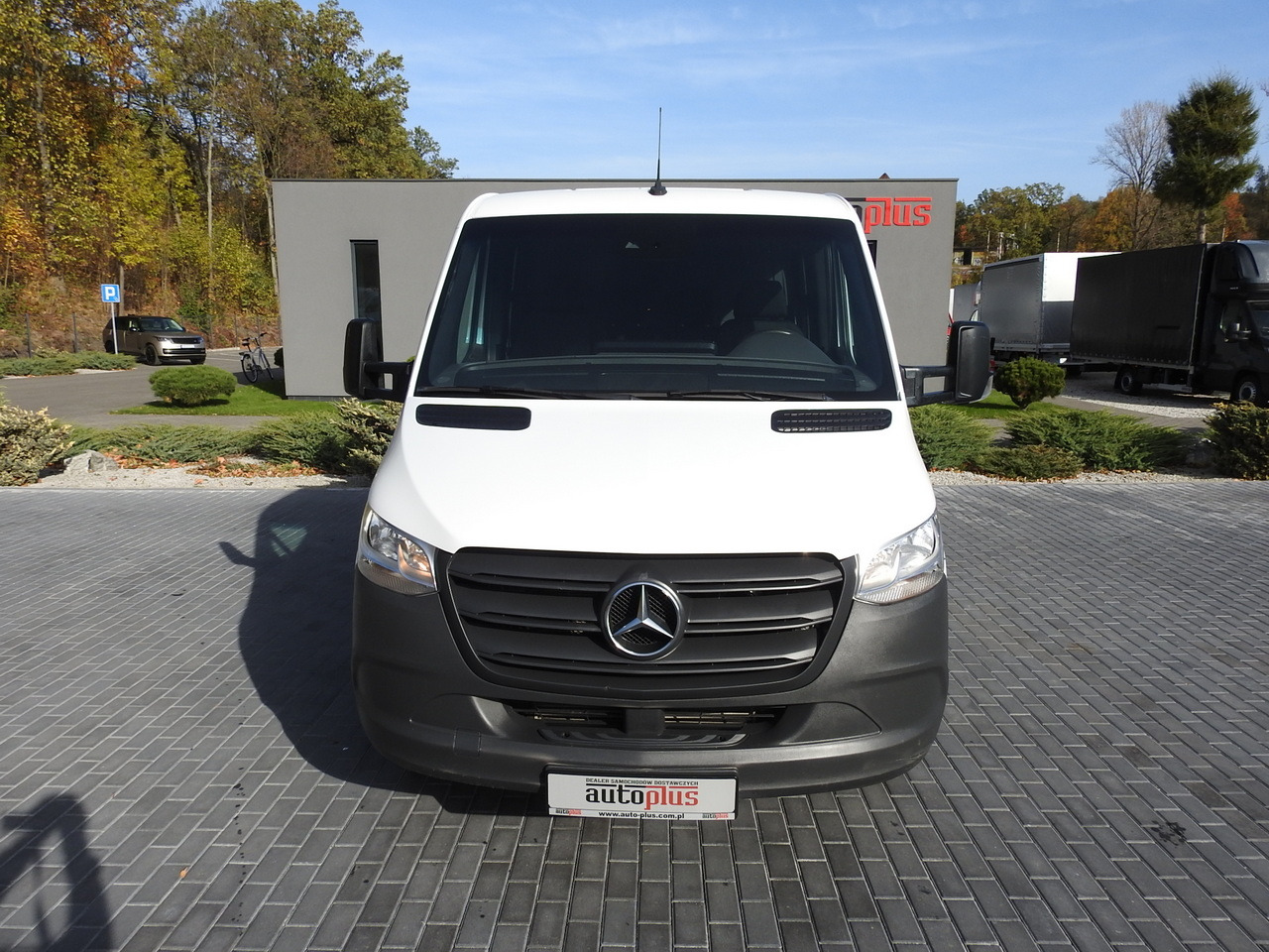 MERCEDES SPRINTER 516 STAKE BODY DOUBLE CABIN DOKA 6 SEATS CRUISE CONTROL AIR CONDITIONING TWIN WHEELS  160HP - Combi van: picture 5 MERCEDES SPRINTER 516 STAKE BODY DOUBLE CABIN DOKA 6 SEATS CRUISE CONTROL AIR CONDITIONING TWIN WHEELS  160HP - Combi van: picture 5
