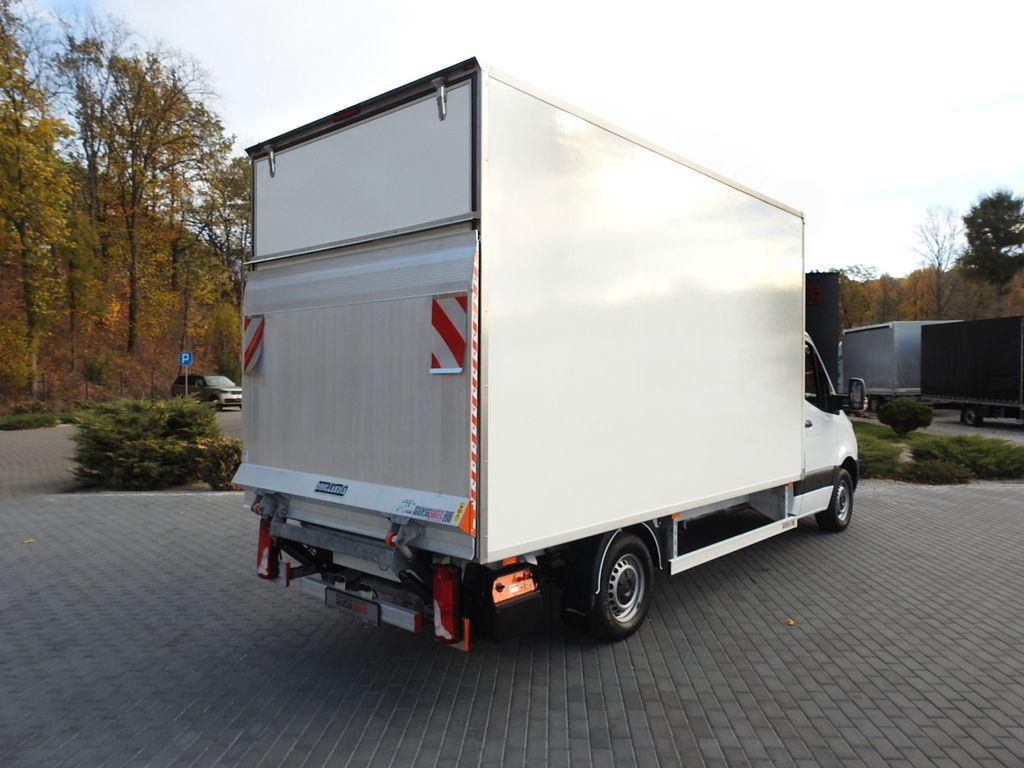 Mercedes-Benz SPRINTER KOFFER AUFZUG 8 PALETTEN KLIMAANLAGE - Box van: picture 3 Mercedes-Benz SPRINTER KOFFER AUFZUG 8 PALETTEN KLIMAANLAGE - Box van: picture 3