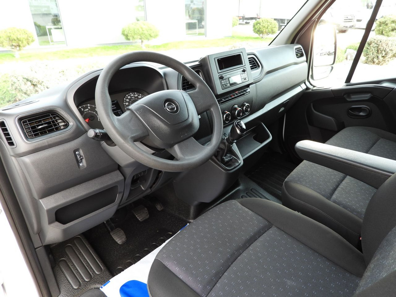 OPEL MOVANO BOX DELIVERY VAN 7 SEATS LED LIGHTS 135HP - Panel van: picture 2 OPEL MOVANO BOX DELIVERY VAN 7 SEATS LED LIGHTS 135HP - Panel van: picture 2