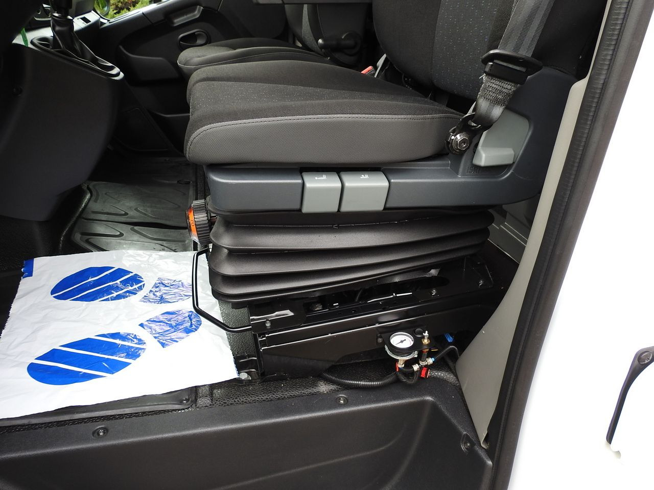 Curtain side van OPEL MOVANO: picture 32 Curtain side van OPEL MOVANO: picture 32