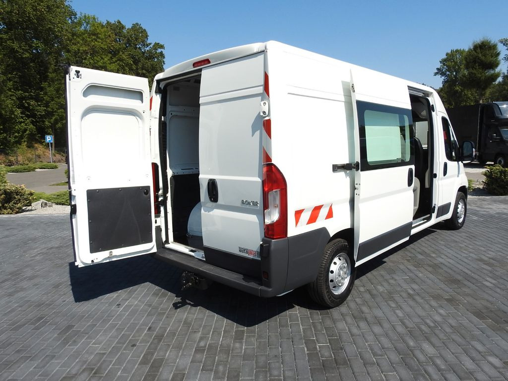 Peugeot BOXER KASTENWAGEN DOPPELKABINE 7 SITZE 110PS - Panel van, Combi van: picture 3 Peugeot BOXER KASTENWAGEN DOPPELKABINE 7 SITZE 110PS - Panel van, Combi van: picture 3