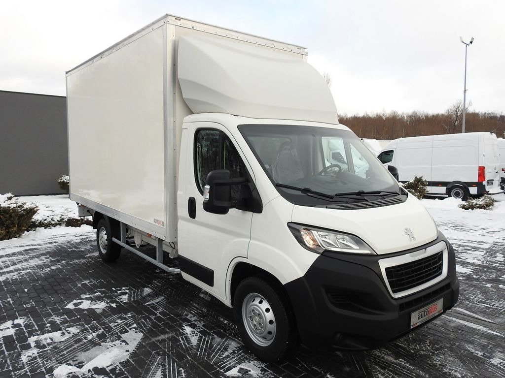 Peugeot BOXER KOFFER 8 PALETTEN TEMPOMAT KLIMAANLAGE - Box van: picture 4 Peugeot BOXER KOFFER 8 PALETTEN TEMPOMAT KLIMAANLAGE - Box van: picture 4