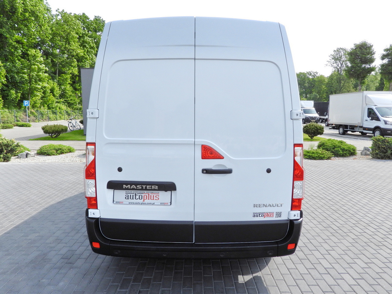 RENAULT MASTER  BOX DELIVERY VAN 7 SEATS CRUISE CONTROL NAVIGATION LED LIGHTS AIR CONDITIONING  140HP on lease RENAULT MASTER  BOX DELIVERY VAN 7 SEATS CRUISE CONTROL NAVIGATION LED LIGHTS AIR CONDITIONING  140HP: picture 11