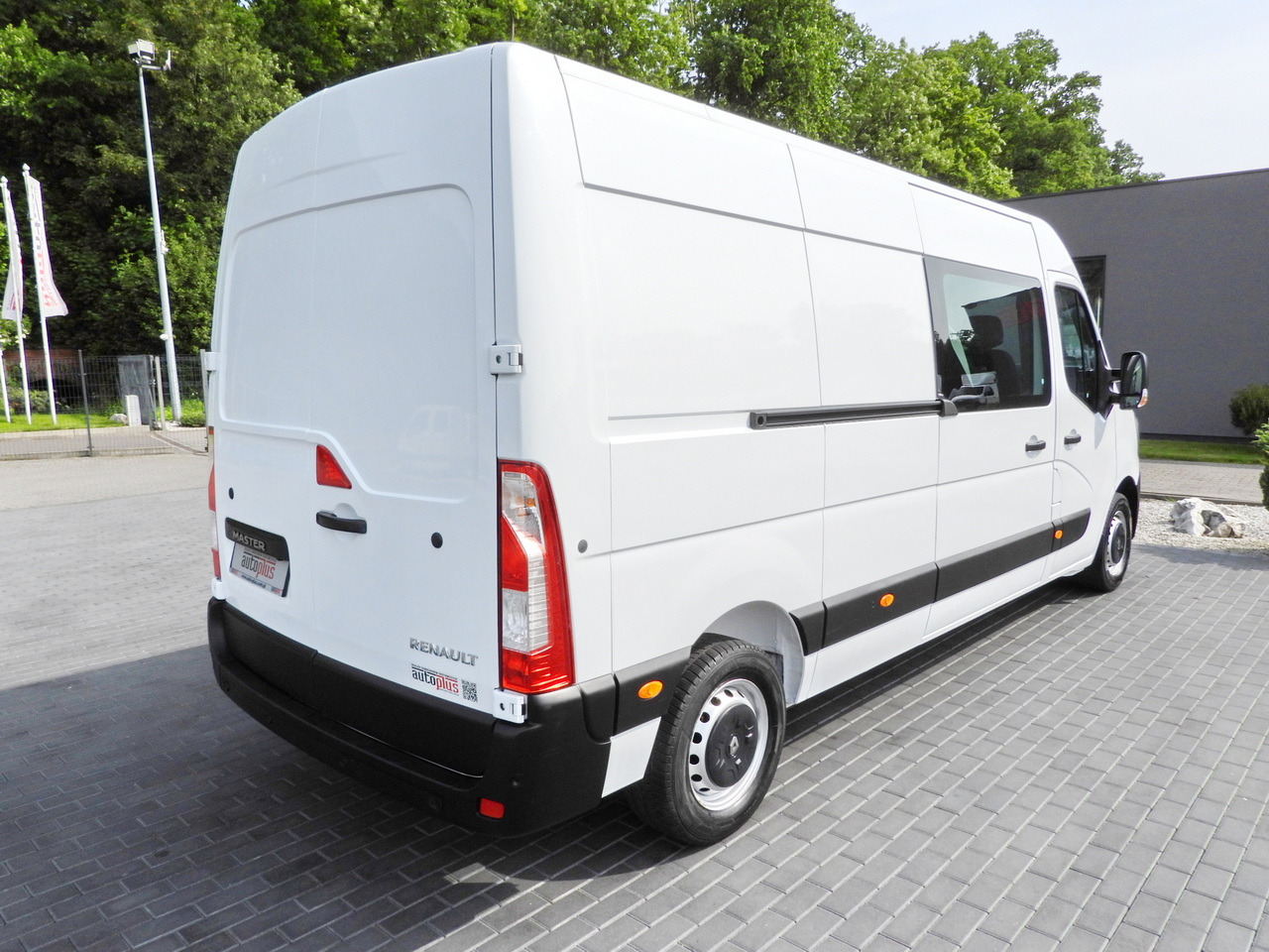 RENAULT MASTER  BOX DELIVERY VAN 7 SEATS CRUISE CONTROL NAVIGATION LED LIGHTS AIR CONDITIONING  140HP on lease RENAULT MASTER  BOX DELIVERY VAN 7 SEATS CRUISE CONTROL NAVIGATION LED LIGHTS AIR CONDITIONING  140HP: picture 14