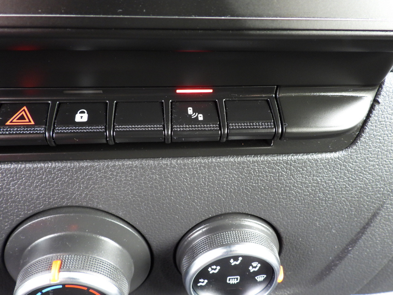 RENAULT MASTER  BOX DELIVERY VAN 7 SEATS CRUISE CONTROL NAVIGATION LED LIGHTS AIR CONDITIONING  140HP on lease RENAULT MASTER  BOX DELIVERY VAN 7 SEATS CRUISE CONTROL NAVIGATION LED LIGHTS AIR CONDITIONING  140HP: picture 39