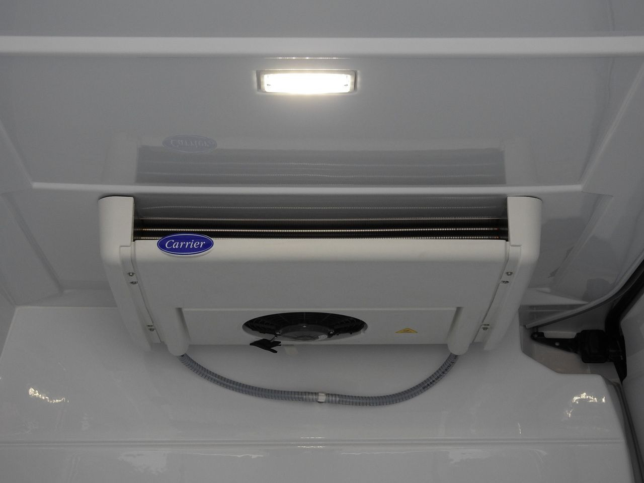 Refrigerated van RENAULT MASTER NEW REFRIGERATOR VAN -10*C AIR CONDITIONING MANUFACTURERS 135HP: picture 23 Refrigerated van RENAULT MASTER NEW REFRIGERATOR VAN -10*C AIR CONDITIONING MANUFACTURERS 135HP: picture 23