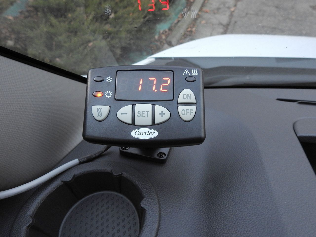 Refrigerated van RENAULT MASTER NEW REFRIGERATOR VAN -10*C AIR CONDITIONING MANUFACTURERS 135HP: picture 30 Refrigerated van RENAULT MASTER NEW REFRIGERATOR VAN -10*C AIR CONDITIONING MANUFACTURERS 135HP: picture 30