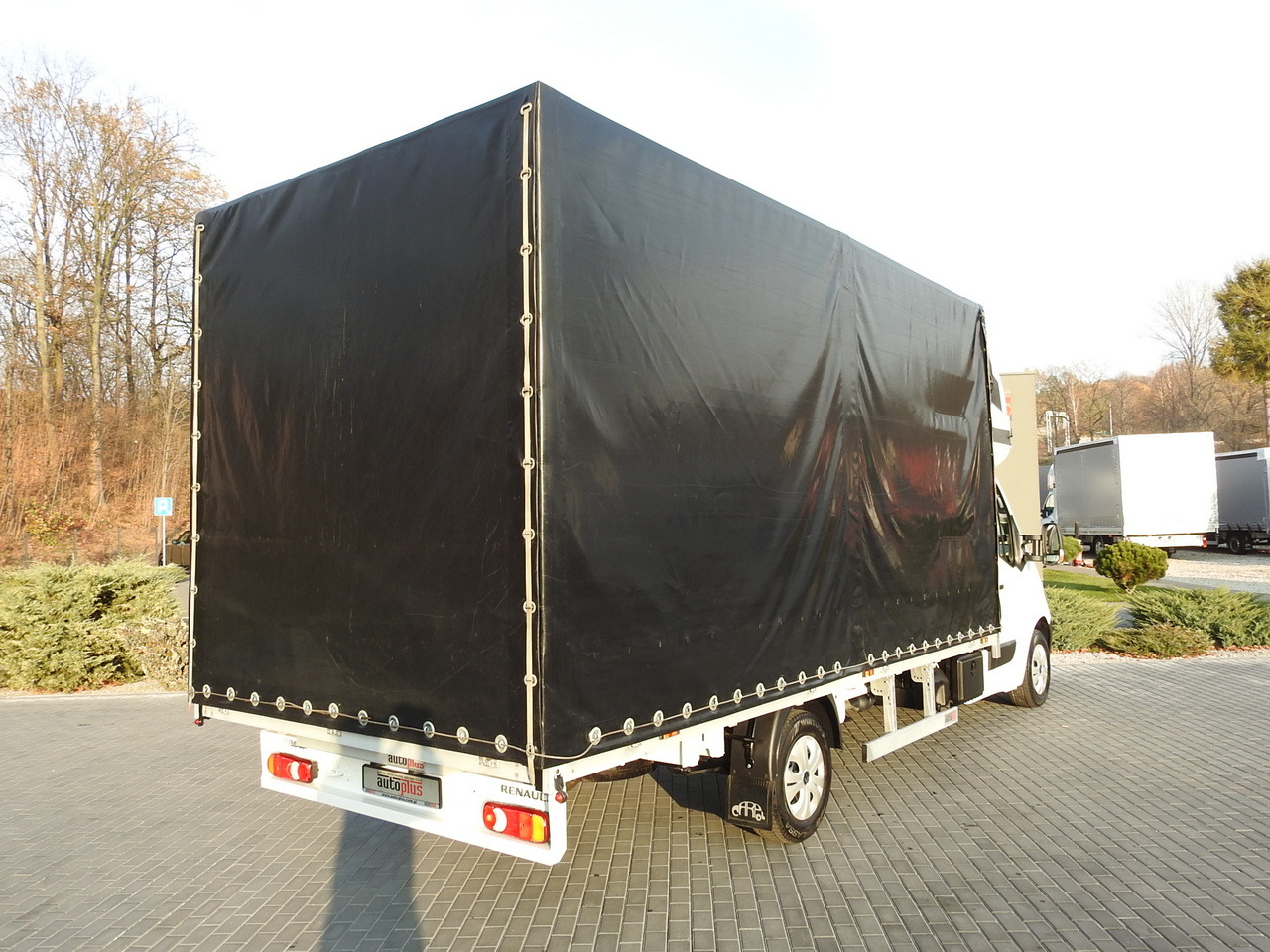 RENAULT MASTER TARPAULIN 10 PALLETS WEBASTO CRUISE CONTROL AIR CONDITIONING PNEUMATICS 170HP - Curtain side van: picture 3 RENAULT MASTER TARPAULIN 10 PALLETS WEBASTO CRUISE CONTROL AIR CONDITIONING PNEUMATICS 170HP - Curtain side van: picture 3