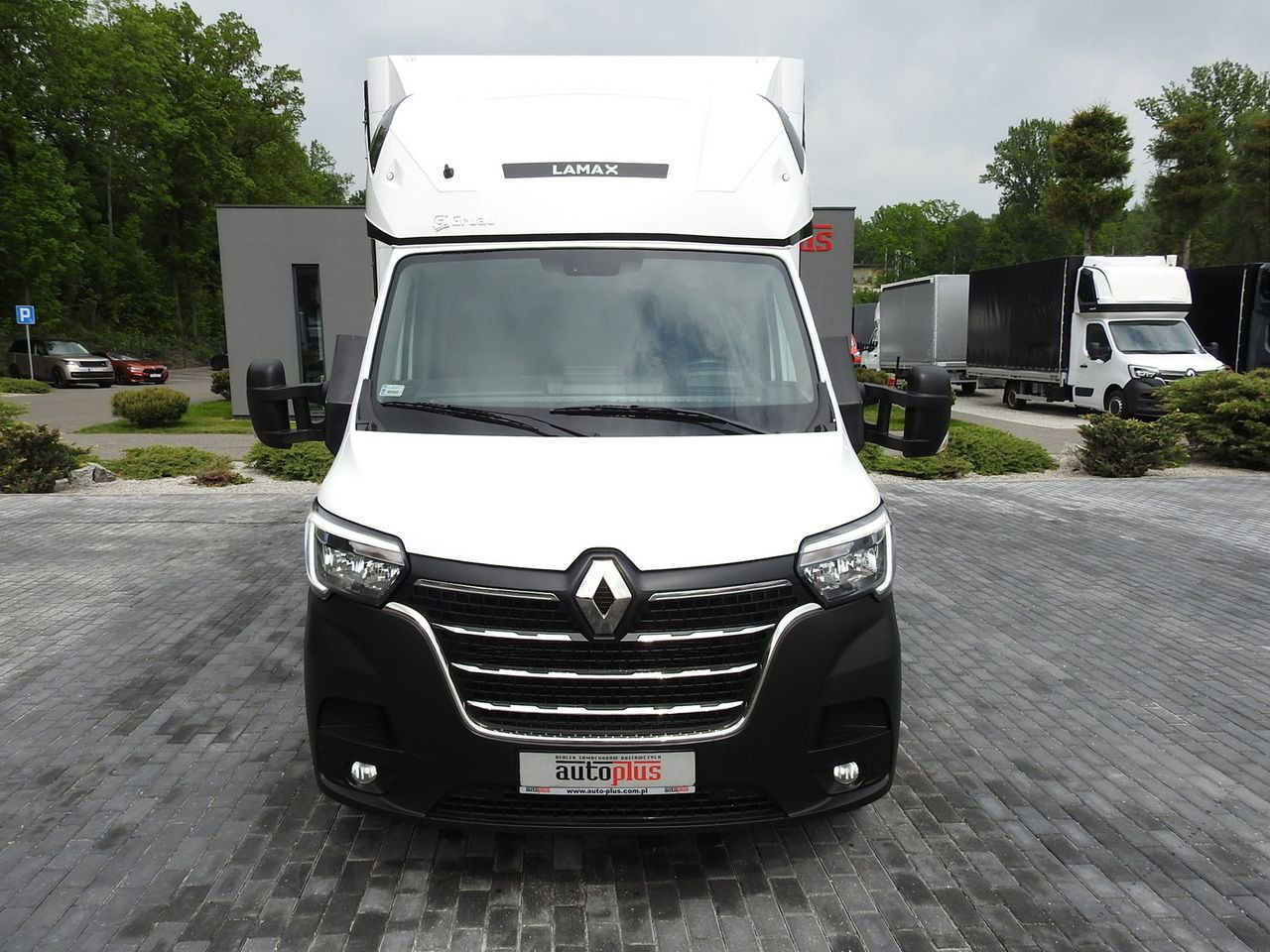 RENAULT MASTER TARPAULIN 10 PALLETS WEBASTO CRUISE CONTROL LED LIGHTS AIR CONDITIONING 165HP - Curtain side van: picture 5 RENAULT MASTER TARPAULIN 10 PALLETS WEBASTO CRUISE CONTROL LED LIGHTS AIR CONDITIONING 165HP - Curtain side van: picture 5