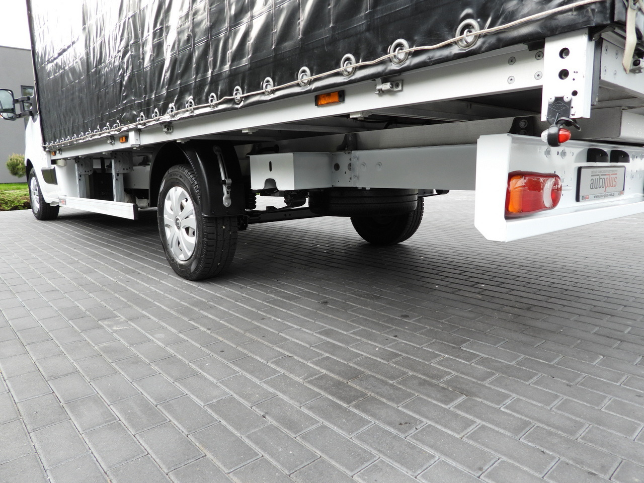 RENAULT MASTER TARPAULIN 10 PALLETS WEBASTO CRUISE CONTROL LED LIGHTS PNEUMATICS AIR CONDITIONING 165HP on lease RENAULT MASTER TARPAULIN 10 PALLETS WEBASTO CRUISE CONTROL LED LIGHTS PNEUMATICS AIR CONDITIONING 165HP: picture 15 RENAULT MASTER TARPAULIN 10 PALLETS WEBASTO CRUISE CONTROL LED LIGHTS PNEUMATICS AIR CONDITIONING 165HP on lease RENAULT MASTER TARPAULIN 10 PALLETS WEBASTO CRUISE CONTROL LED LIGHTS PNEUMATICS AIR CONDITIONING 165HP: picture 15