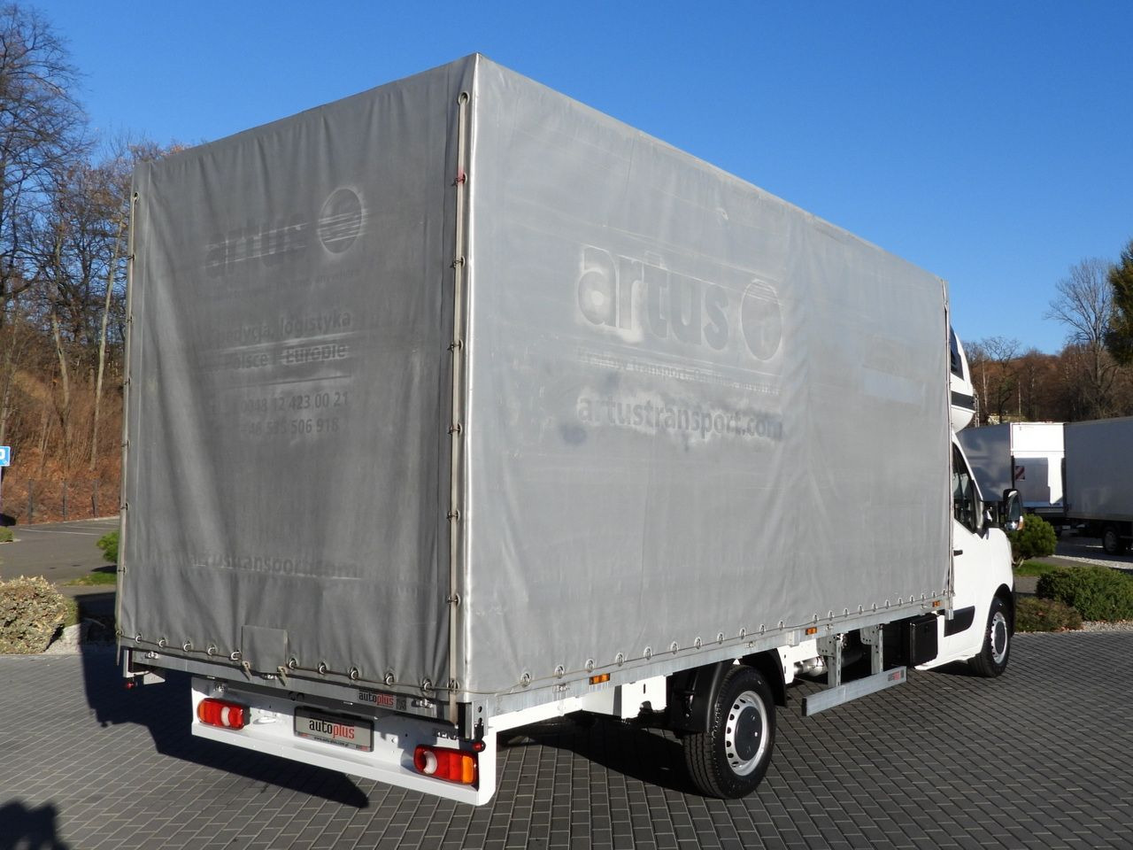 RENAULT MASTER TARPAULIN 10 PALLETS WEBASTO CRUISE CONTROL LED LIGHTS PNEUMATICS AIR CONDITIONING 165HP - Curtain side van: picture 3 RENAULT MASTER TARPAULIN 10 PALLETS WEBASTO CRUISE CONTROL LED LIGHTS PNEUMATICS AIR CONDITIONING 165HP - Curtain side van: picture 3