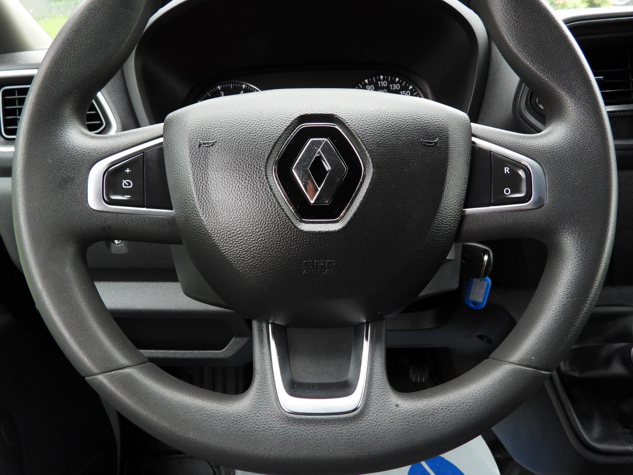 RENAULT MASTER TARPAULIN 10 PALLETS WEBASTO CRUISE CONTROL LED LIGHTS PNEUMATICS AIR CONDITIONING 165HP on lease RENAULT MASTER TARPAULIN 10 PALLETS WEBASTO CRUISE CONTROL LED LIGHTS PNEUMATICS AIR CONDITIONING 165HP: picture 32 RENAULT MASTER TARPAULIN 10 PALLETS WEBASTO CRUISE CONTROL LED LIGHTS PNEUMATICS AIR CONDITIONING 165HP on lease RENAULT MASTER TARPAULIN 10 PALLETS WEBASTO CRUISE CONTROL LED LIGHTS PNEUMATICS AIR CONDITIONING 165HP: picture 32