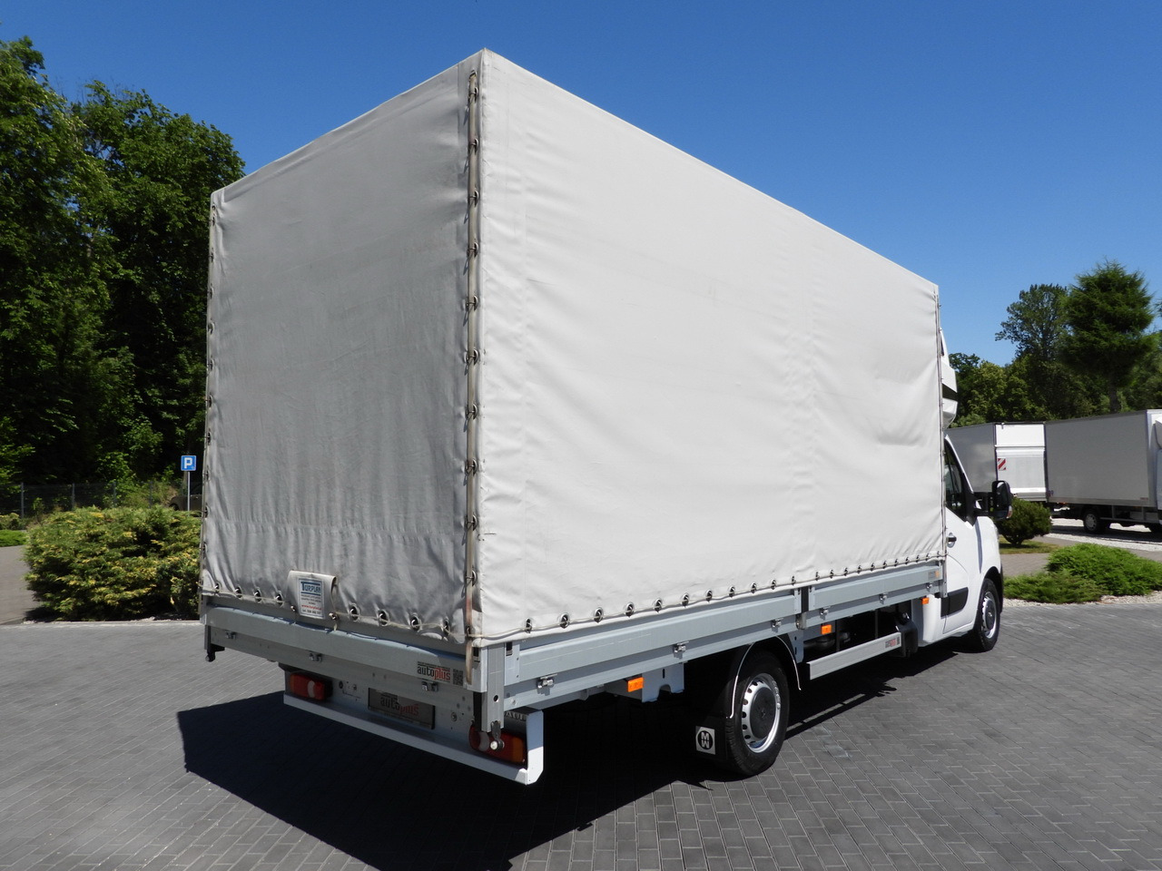 RENAULT MASTER  TARPAULIN 10 PALLETS WEBASTO CRUISE CONTROL LED LIGHTS PNEUMATICS AIR CONDITIONING  165HP - Curtain side van: picture 3 RENAULT MASTER  TARPAULIN 10 PALLETS WEBASTO CRUISE CONTROL LED LIGHTS PNEUMATICS AIR CONDITIONING  165HP - Curtain side van: picture 3