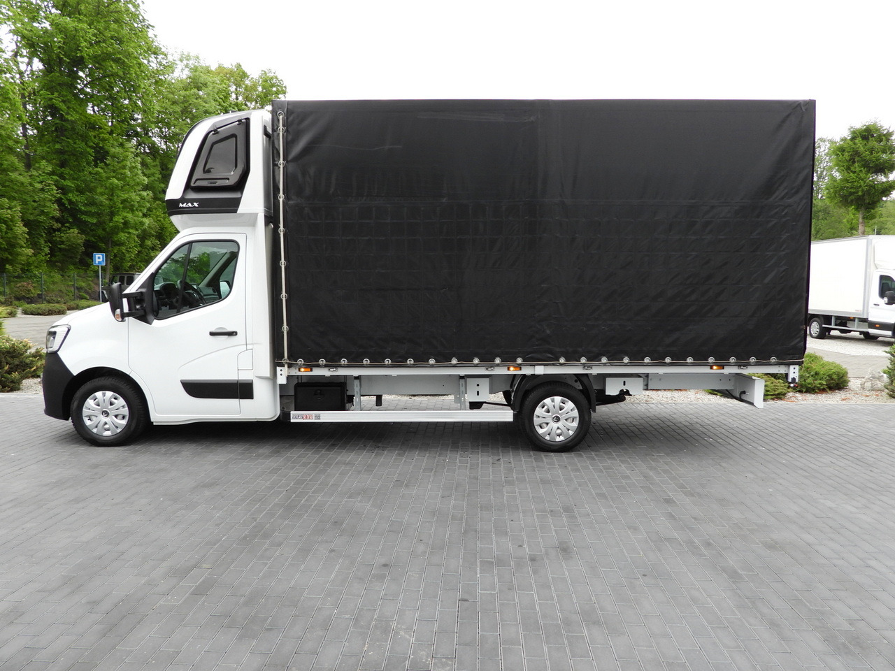 RENAULT MASTER TARPAULIN 10 PALLETS WEBASTO CRUISE CONTROL LED LIGHTS PNEUMATICS AIR CONDITIONING 165HP on lease RENAULT MASTER TARPAULIN 10 PALLETS WEBASTO CRUISE CONTROL LED LIGHTS PNEUMATICS AIR CONDITIONING 165HP: picture 9 RENAULT MASTER TARPAULIN 10 PALLETS WEBASTO CRUISE CONTROL LED LIGHTS PNEUMATICS AIR CONDITIONING 165HP on lease RENAULT MASTER TARPAULIN 10 PALLETS WEBASTO CRUISE CONTROL LED LIGHTS PNEUMATICS AIR CONDITIONING 165HP: picture 9