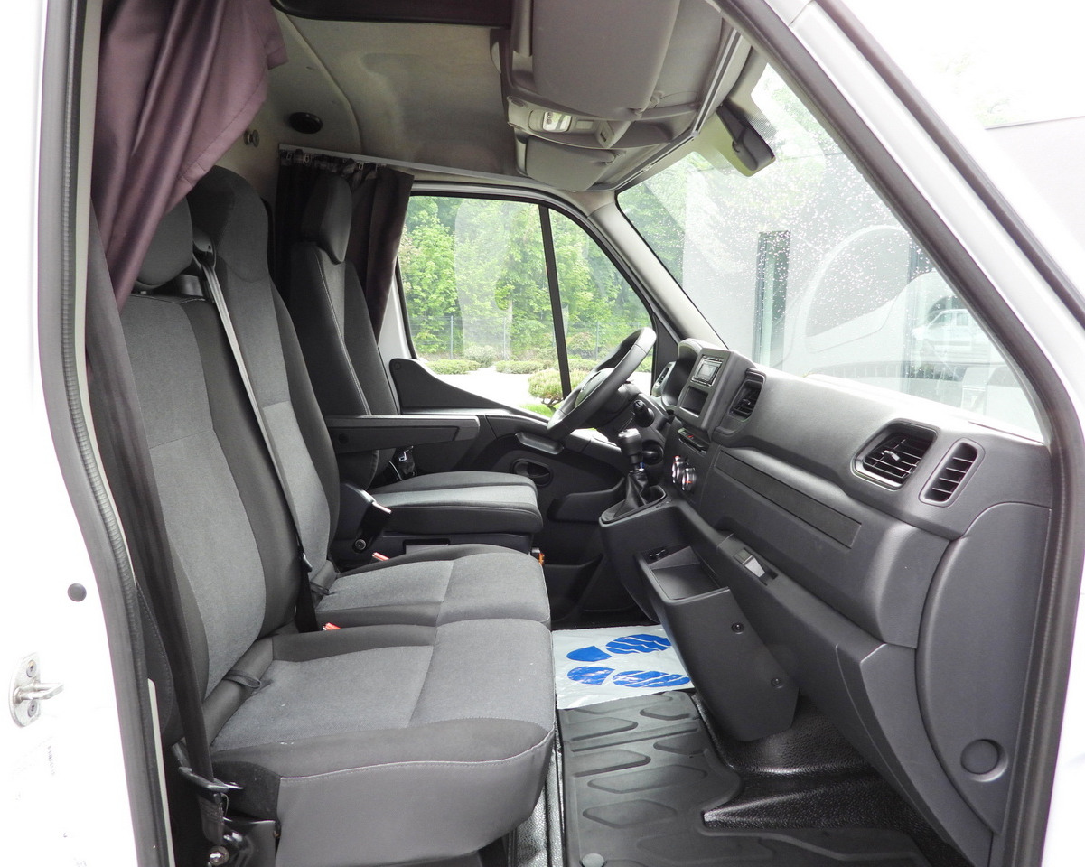 RENAULT MASTER TARPAULIN 10 PALLETS WEBASTO CRUISE CONTROL LED LIGHTS PNEUMATICS AIR CONDITIONING 165HP on lease RENAULT MASTER TARPAULIN 10 PALLETS WEBASTO CRUISE CONTROL LED LIGHTS PNEUMATICS AIR CONDITIONING 165HP: picture 36 RENAULT MASTER TARPAULIN 10 PALLETS WEBASTO CRUISE CONTROL LED LIGHTS PNEUMATICS AIR CONDITIONING 165HP on lease RENAULT MASTER TARPAULIN 10 PALLETS WEBASTO CRUISE CONTROL LED LIGHTS PNEUMATICS AIR CONDITIONING 165HP: picture 36