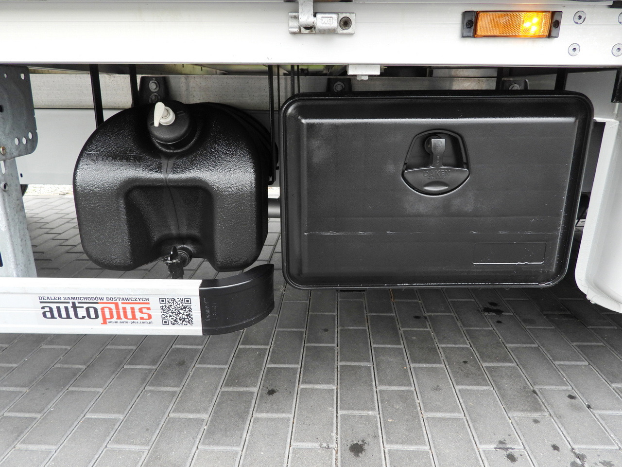 RENAULT MASTER TARPAULIN 10 PALLETS WEBASTO CRUISE CONTROL LED LIGHTS PNEUMATICS AIR CONDITIONING 165HP on lease RENAULT MASTER TARPAULIN 10 PALLETS WEBASTO CRUISE CONTROL LED LIGHTS PNEUMATICS AIR CONDITIONING 165HP: picture 22 RENAULT MASTER TARPAULIN 10 PALLETS WEBASTO CRUISE CONTROL LED LIGHTS PNEUMATICS AIR CONDITIONING 165HP on lease RENAULT MASTER TARPAULIN 10 PALLETS WEBASTO CRUISE CONTROL LED LIGHTS PNEUMATICS AIR CONDITIONING 165HP: picture 22