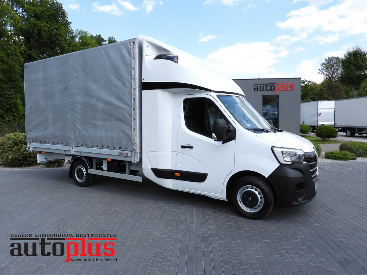 RENAULT MASTER TARPAULIN 8 PALLETS WEBASTO CRUISE CONTROL LED LIGHTS PNEUMATICS AIR CONDITIONING 165HP - Curtain side van: picture 1 RENAULT MASTER TARPAULIN 8 PALLETS WEBASTO CRUISE CONTROL LED LIGHTS PNEUMATICS AIR CONDITIONING 165HP - Curtain side van: picture 1