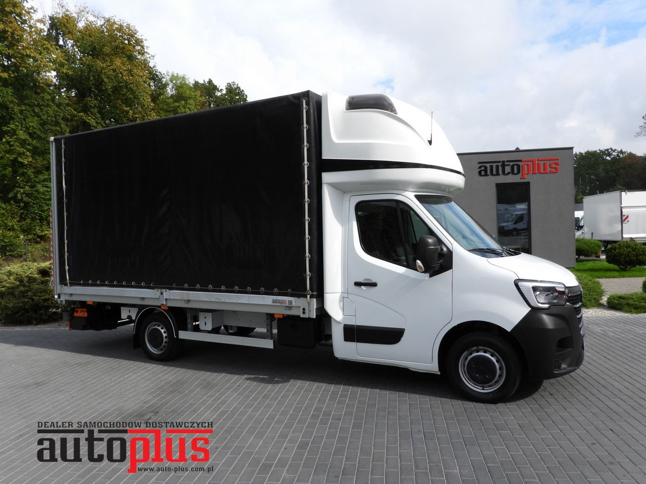 RENAULT MASTER TARPAULIN LIFT 9 PALLETS WEBASTO CRUISE CONTROL LED LIGHTS PNEUMATICS AIR CONDITIONING 165HP - Curtain side van: picture 1 RENAULT MASTER TARPAULIN LIFT 9 PALLETS WEBASTO CRUISE CONTROL LED LIGHTS PNEUMATICS AIR CONDITIONING 165HP - Curtain side van: picture 1