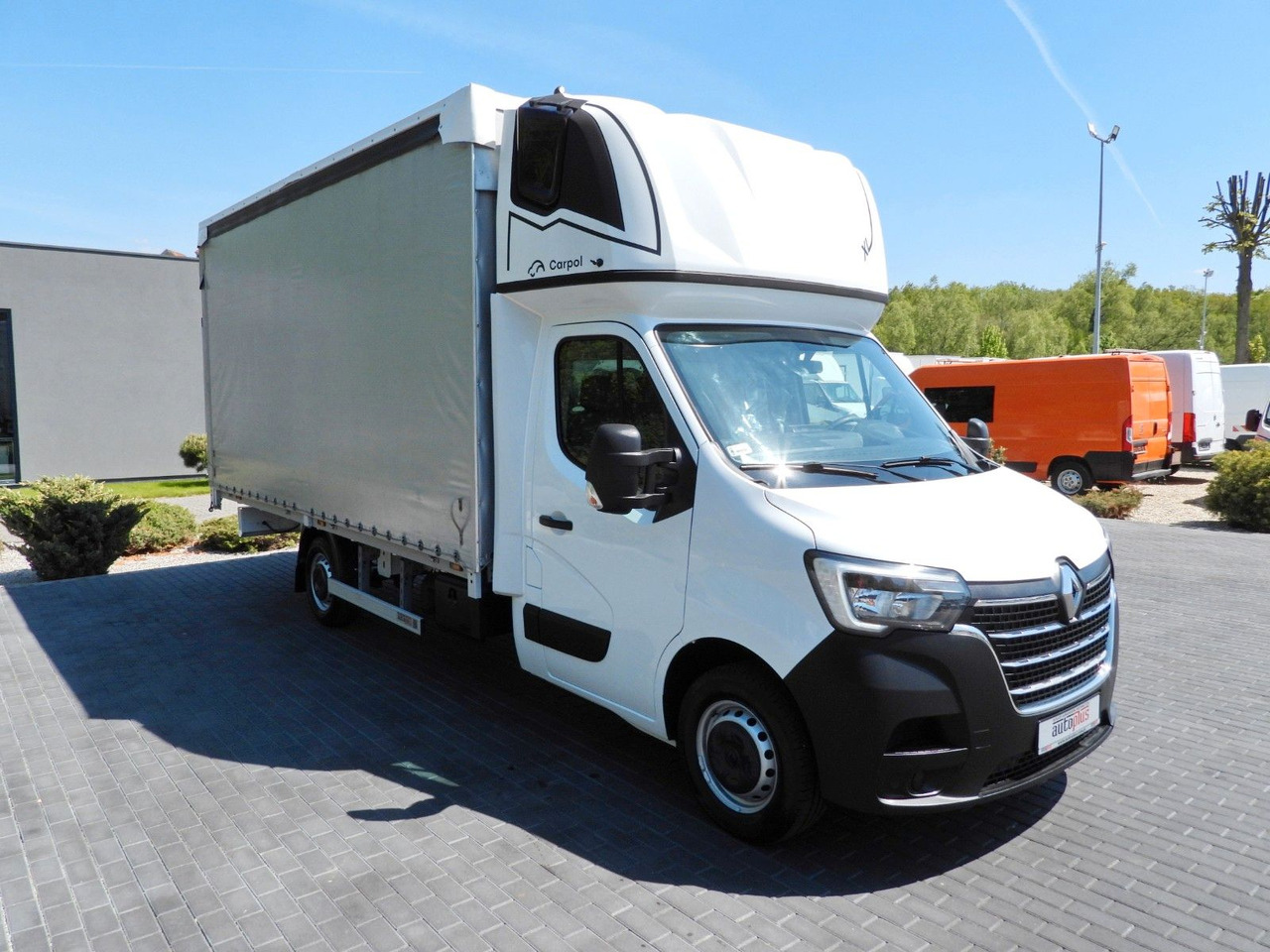 Renault MASTER PRITSCHE PLANE 10 PALETTEN WEBASTO A/C - Curtain side van: picture 4 Renault MASTER PRITSCHE PLANE 10 PALETTEN WEBASTO A/C - Curtain side van: picture 4