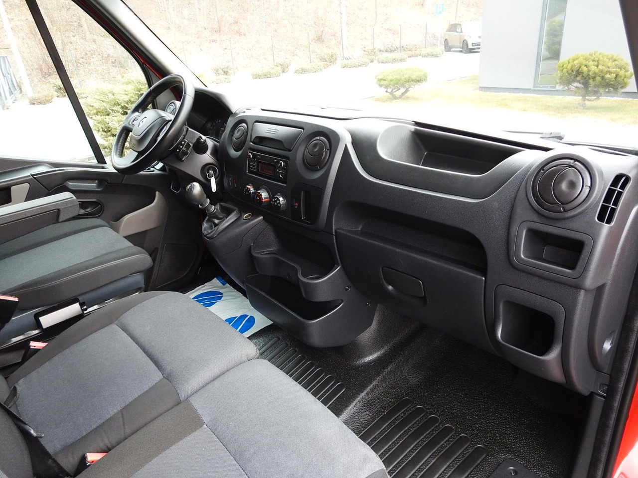 New Curtain side van Renault MASTER  PRITSCHE PLANE 10 PALETTEN WEBASTO: picture 29