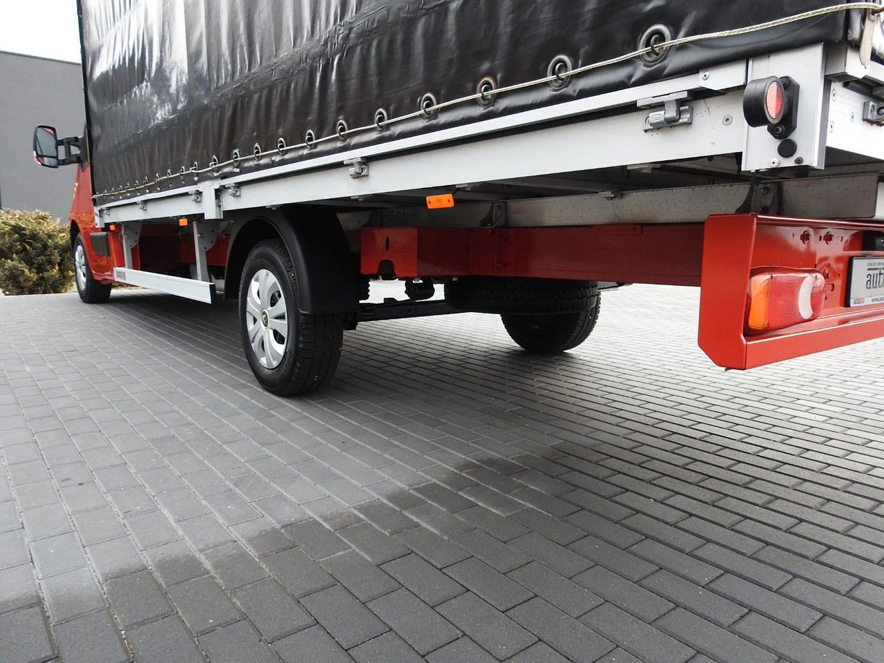 New Curtain side van Renault MASTER  PRITSCHE PLANE 10 PALETTEN WEBASTO: picture 15