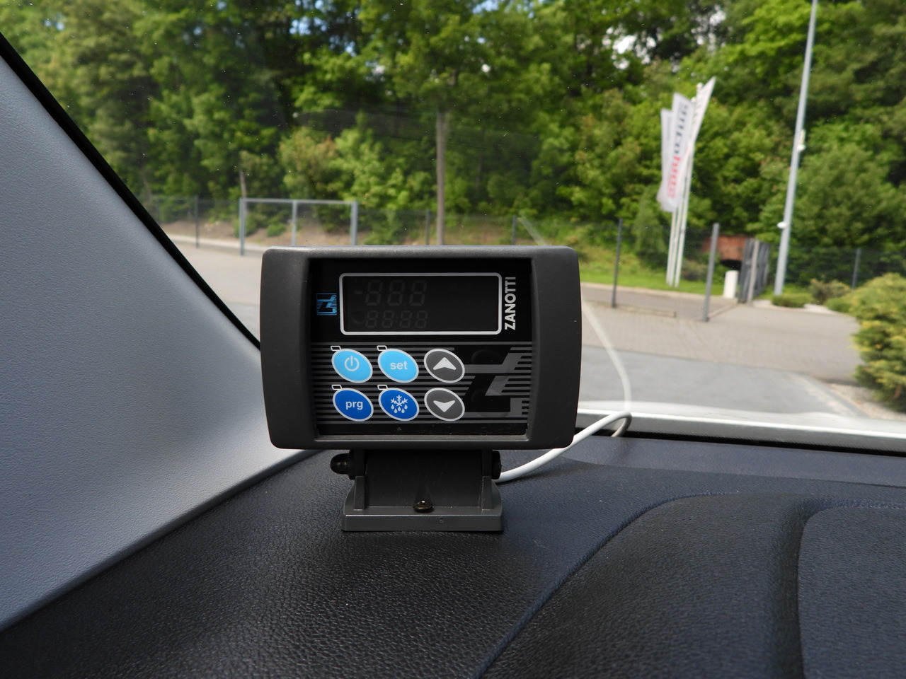 TOYOTA PROACE CITY REFRIGERATOR VAN -15*C POWER SUPPLY 230V CRUISE CONTROL AIR CONDITIONING 100HP on lease TOYOTA PROACE CITY REFRIGERATOR VAN -15*C POWER SUPPLY 230V CRUISE CONTROL AIR CONDITIONING 100HP: picture 32 TOYOTA PROACE CITY REFRIGERATOR VAN -15*C POWER SUPPLY 230V CRUISE CONTROL AIR CONDITIONING 100HP on lease TOYOTA PROACE CITY REFRIGERATOR VAN -15*C POWER SUPPLY 230V CRUISE CONTROL AIR CONDITIONING 100HP: picture 32