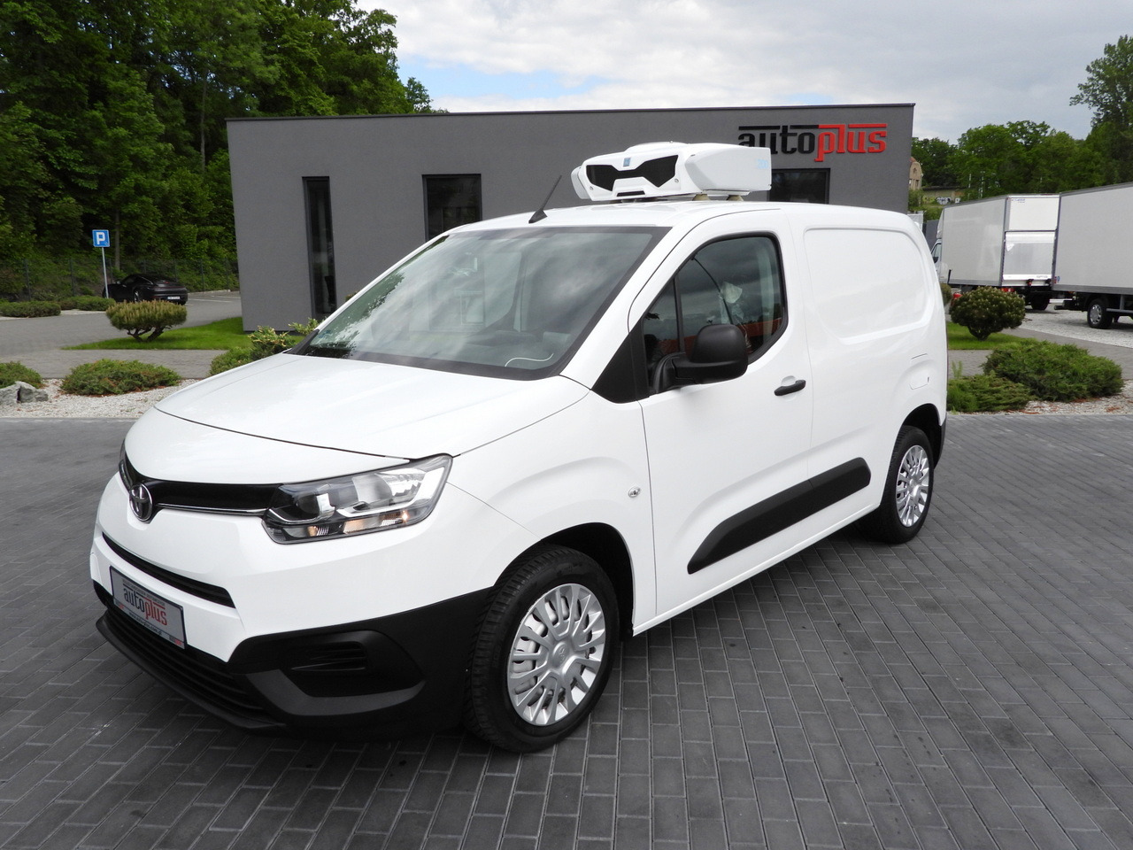 TOYOTA PROACE CITY REFRIGERATOR VAN -15*C POWER SUPPLY 230V CRUISE CONTROL AIR CONDITIONING 100HP on lease TOYOTA PROACE CITY REFRIGERATOR VAN -15*C POWER SUPPLY 230V CRUISE CONTROL AIR CONDITIONING 100HP: picture 16 TOYOTA PROACE CITY REFRIGERATOR VAN -15*C POWER SUPPLY 230V CRUISE CONTROL AIR CONDITIONING 100HP on lease TOYOTA PROACE CITY REFRIGERATOR VAN -15*C POWER SUPPLY 230V CRUISE CONTROL AIR CONDITIONING 100HP: picture 16