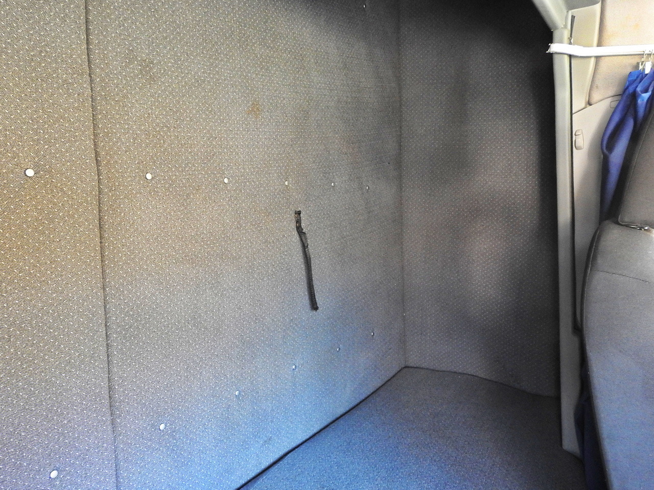 VOLKSWAGEN CRAFTER TARPAULIN 10 PALLETS WEBASTO CRUISE CONTROL AIR CONDITIONING LED LIGHTS PNEUMATICS 180HP on lease VOLKSWAGEN CRAFTER TARPAULIN 10 PALLETS WEBASTO CRUISE CONTROL AIR CONDITIONING LED LIGHTS PNEUMATICS 180HP: picture 41 VOLKSWAGEN CRAFTER TARPAULIN 10 PALLETS WEBASTO CRUISE CONTROL AIR CONDITIONING LED LIGHTS PNEUMATICS 180HP on lease VOLKSWAGEN CRAFTER TARPAULIN 10 PALLETS WEBASTO CRUISE CONTROL AIR CONDITIONING LED LIGHTS PNEUMATICS 180HP: picture 41