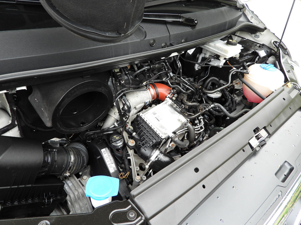 Curtain side van VOLKSWAGEN CRAFTER TARPAULIN 8 PALLETS WEBASTO CRUISE CONTROL LED LIGHTS AIR CONDITIONING 180HP: picture 27 Curtain side van VOLKSWAGEN CRAFTER TARPAULIN 8 PALLETS WEBASTO CRUISE CONTROL LED LIGHTS AIR CONDITIONING 180HP: picture 27