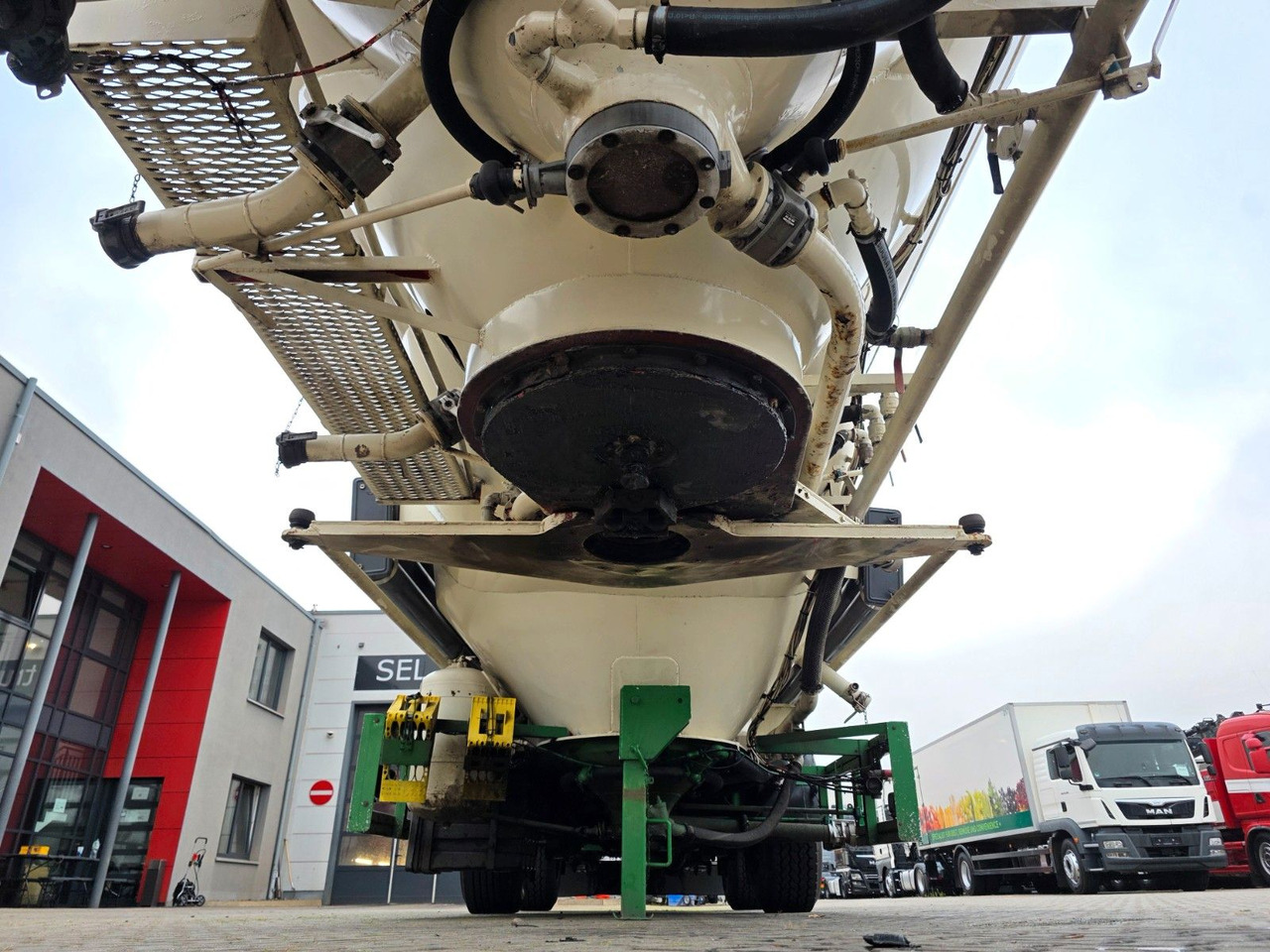 Silo semi-trailer Köhler BSCX31/51/A  / 51.000 l / Lenkachse: picture 37