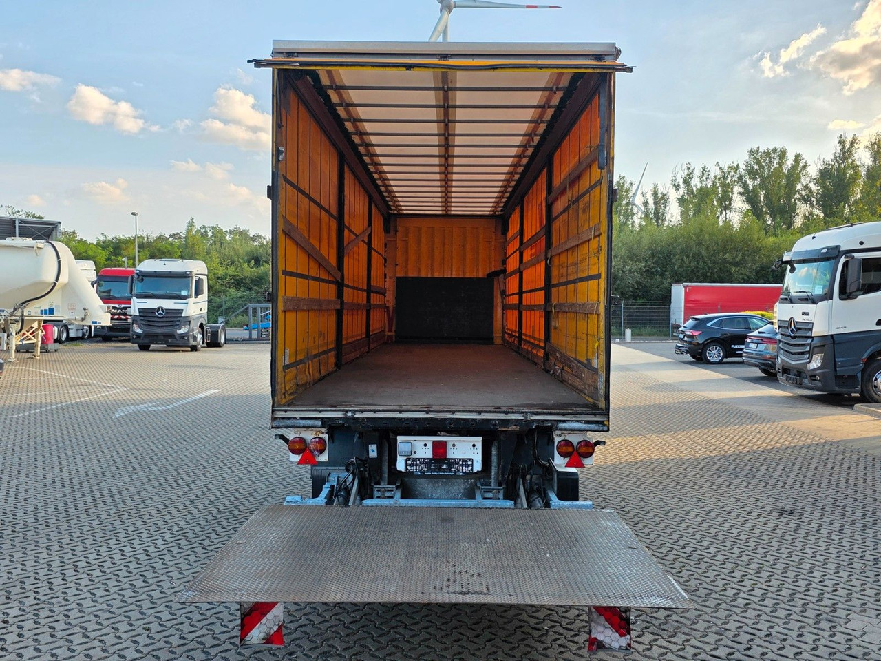 Curtainsider semi-trailer Krone SE / LBW / LENK / EDSCHA: picture 9