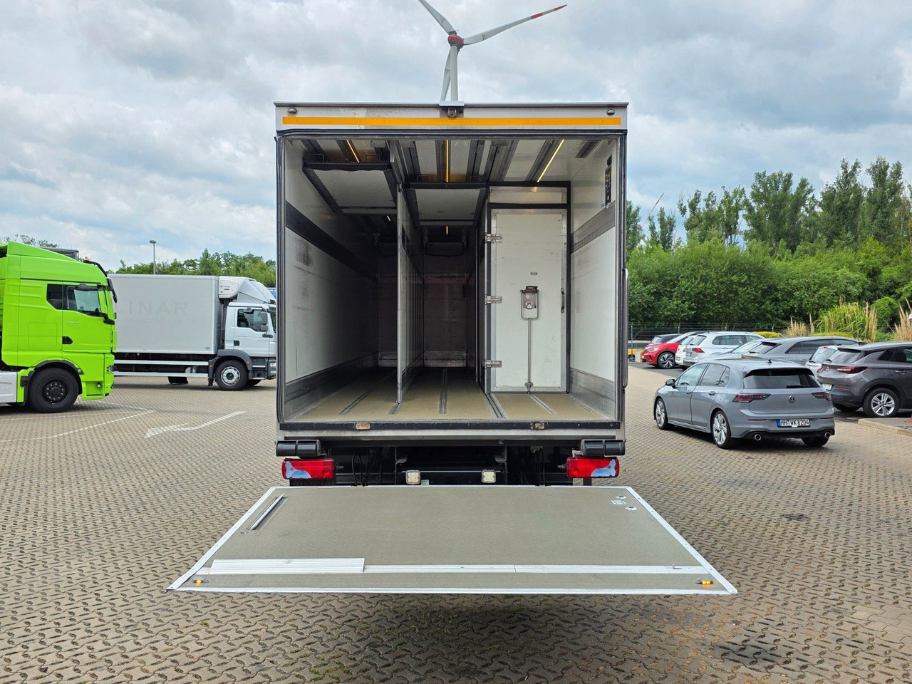 Refrigerator truck MAN TGM 18.290 4X2 LL / Ldbw / Carrier  / 8,16m: picture 9